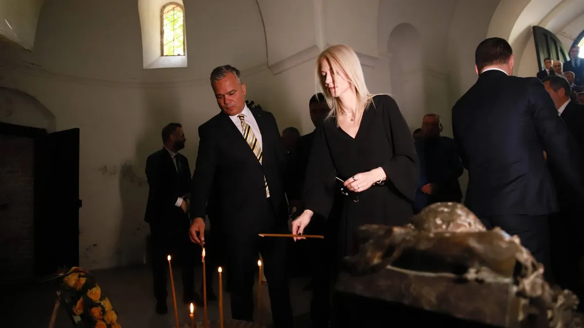 Alina Gorghiu Adrian Vestea