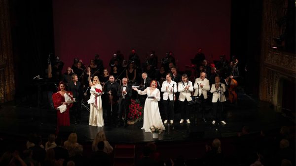 spectacol artisti opera